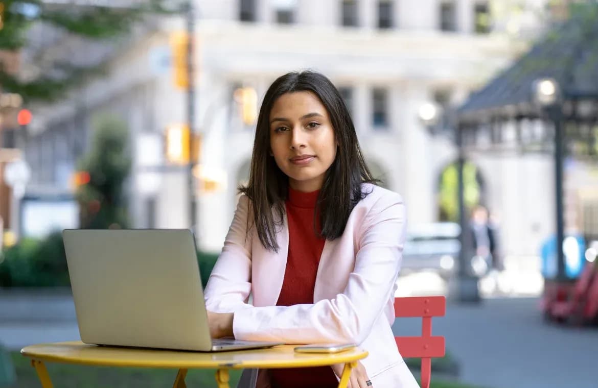 Guide for Non-Tech Students to Start a Career in Tech